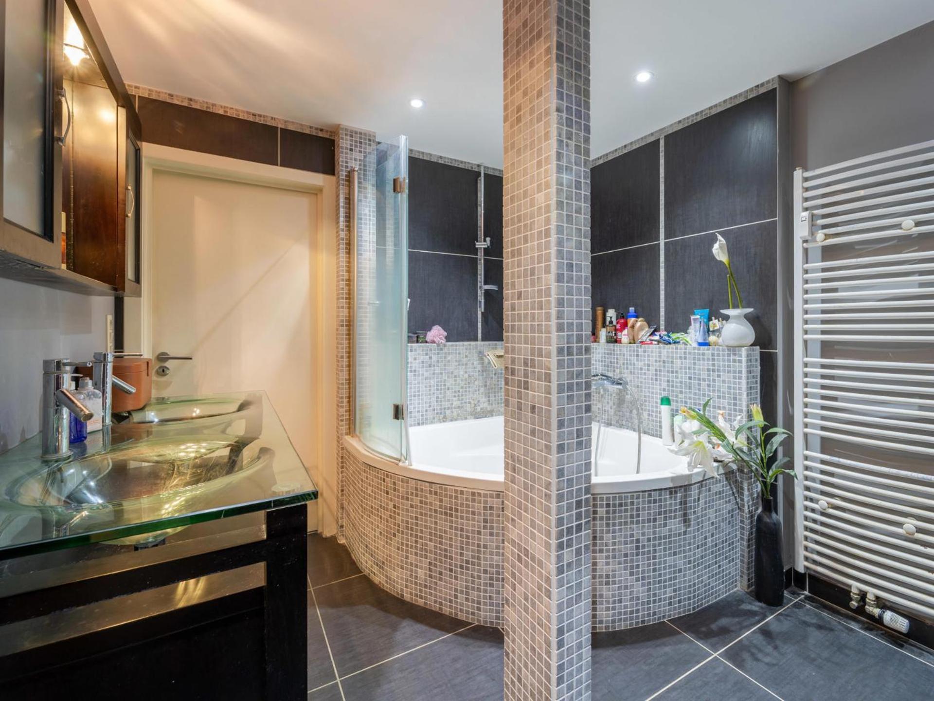 Luxe Serene Residence Брюксел Екстериор снимка